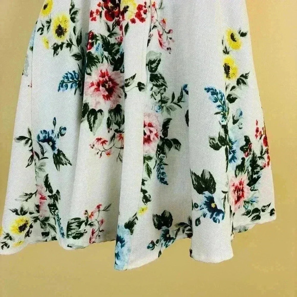 Altar’d State White Floral Plunge Neck Spaghetti Strap Tie Mini Dress Size L - Picture 11 of 16